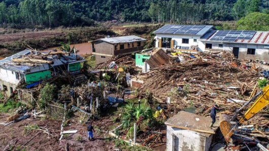 Brazil floods kill at least 31 people