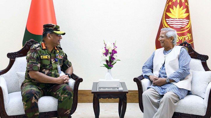Army chief pays courtesy call on Chief Advisor