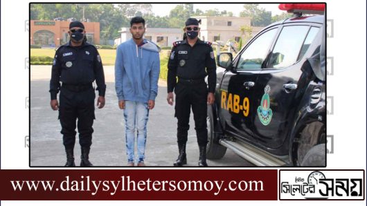 অস্ত্রসহ কাউন্সিলর আজাদের ভাতিজা আজলা গ্রেফতার