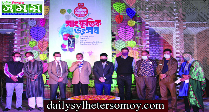নাট্যমঞ্চের ৩০ বছর অনুষ্ঠানে প্রাণ এলো মুক্তমঞ্চে বঙ্গবন্ধুর ভাস্কর্য অবমাননা আর উগ্র সাম্প্রদায়িতা রুখতে সাংস্কৃতিক জাগরণের আহ্বান