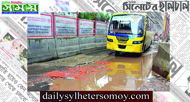ঢাকার ৩০ ভাগ সড়কই ভাঙা