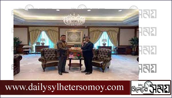প্রধানমন্ত্রী শেখ হাসিনার বলিষ্ঠ নেতৃত্বের প্রশংসায় মালয়েশিয়ার সিনিয়র মন্ত্রী
