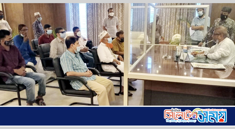 সিসিকের মেয়রের কাছে ৬টি সংগঠনের স্মারকলিপি প্রদান ও মতবিনিময় সভা