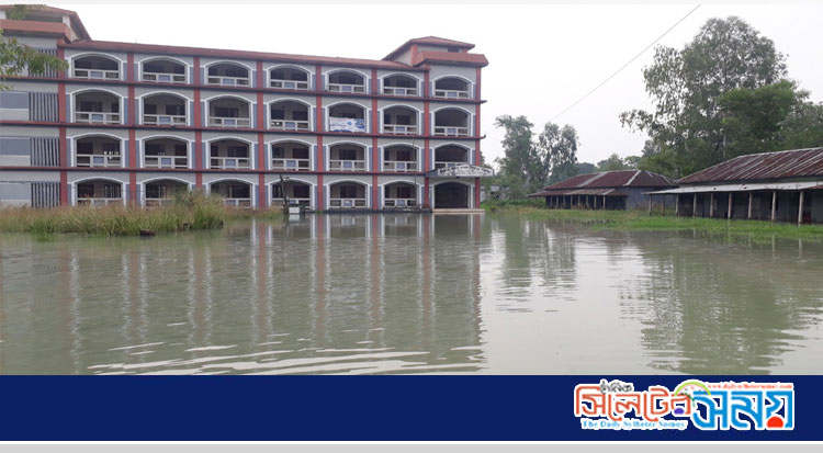 খোলেনি বন্যা কবলিত ১০৮ টি শিক্ষাপ্রতিষ্ঠান