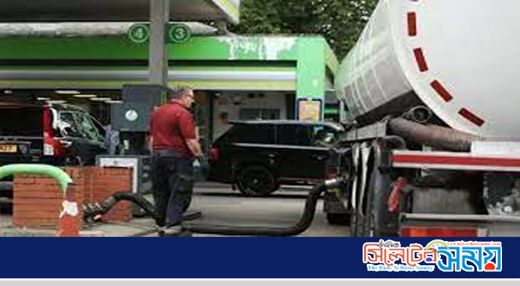 কর্মী নিতে ১০ হাজারের বেশি ভিসা দিচ্ছে যুক্তরাজ্য