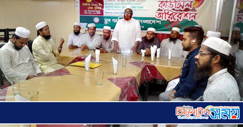 কুমিল্লায় কোরআনের অবমাননাকারী দুষ্কৃতিকারীদের অবিলম্বে গ্রেফতার করুন : মাওলানা আব্দুল মালিক চৌধুরী