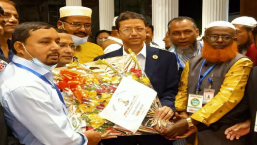 দৈনিক স্বাধিন বাংলার প্রতিনিধি সম্মেলন ও সংবর্ধনা অনুষ্ঠান