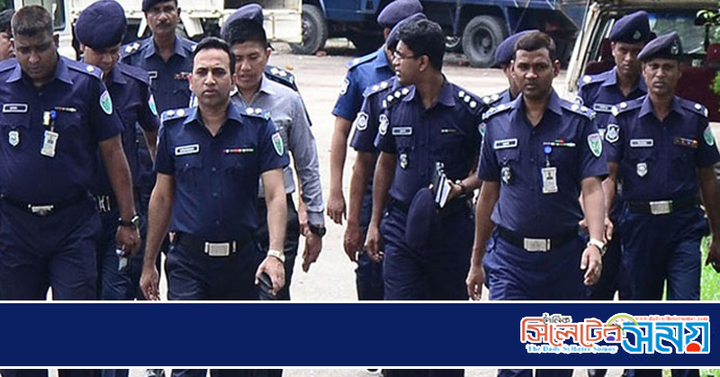 পুলিশে এসআই পদে নিয়োগ