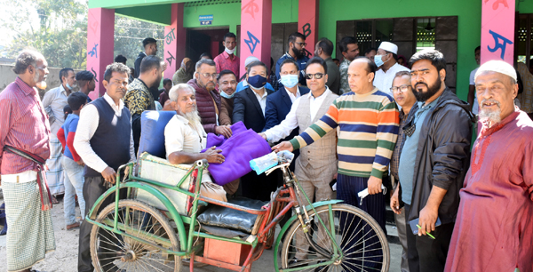 এনআরবি ব্যাংক লিমিটেড’র উদ্যোগে অসহায়-দরিদ্র মানুষের মাঝে শীতবস্ত্র বিতরণ
