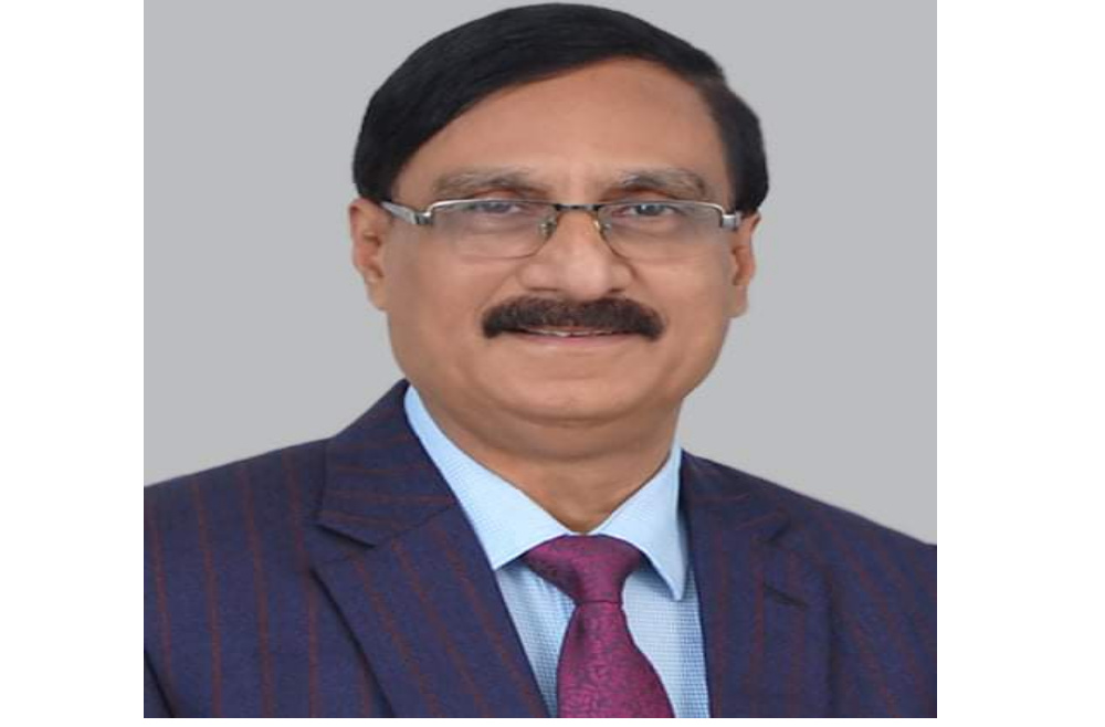 এইচ.এস.সি উত্তীর্ণ শিক্ষার্থীদের ডা. দুলালের অভিনন্দন