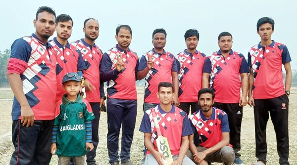 ৫ম গ্র্যাজুয়েশন ক্রিকেট টুর্নামেন্টের ফাইনালে টিম ইয়াং ফাইটার্স