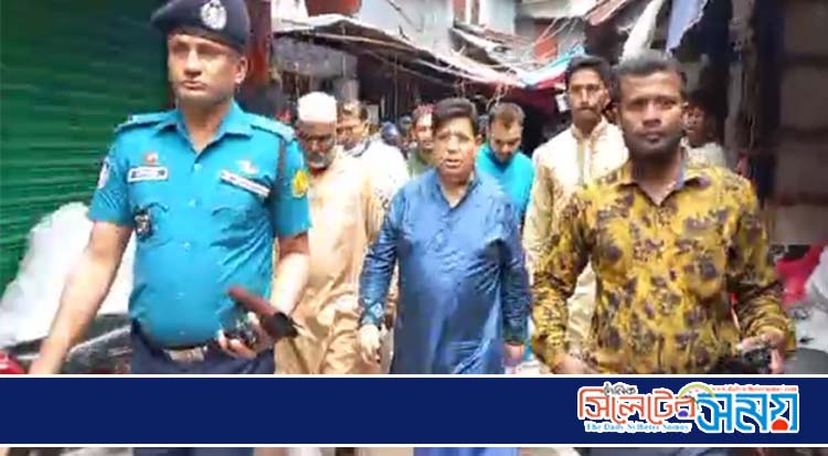 হকার্স মার্কেটে ক্ষতিগ্রস্থ ব্যবসায়ীদের সহায়তা করবে সরকার: পররাষ্ট্রমন্ত্রী