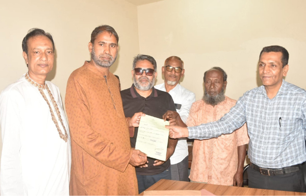 ২১নং ওয়ার্ডের কাউন্সিলর প্রার্থী আব্দুর রকিব তুহিন’র মনোনয়নপত্র দাখিল