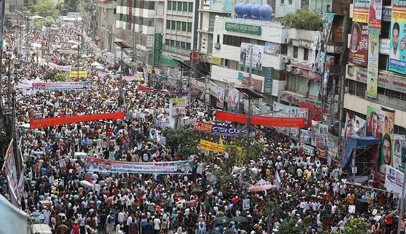 নয়াপল্টন এলাকায় মোবাইল ইন্টারনেট বন্ধ