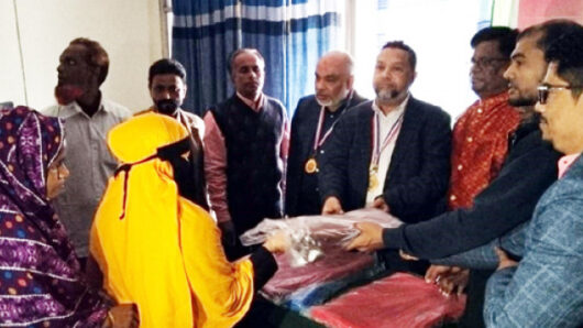 হিউম্যান রাইটস্ ওয়াচ ট্রাষ্ট অব বাংলাদেশ উদ্যোগে শীতবস্ত্র বিতরণ