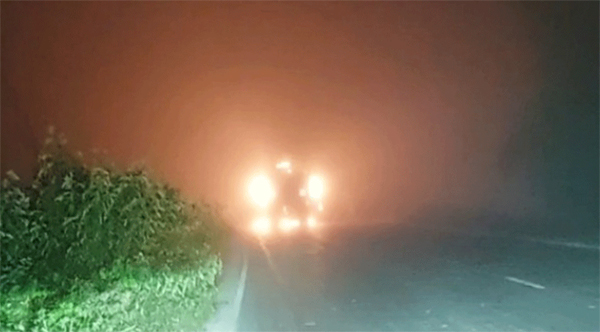 দক্ষিণ সুরমায় মহাসড়কে ট্রাকে আগুন