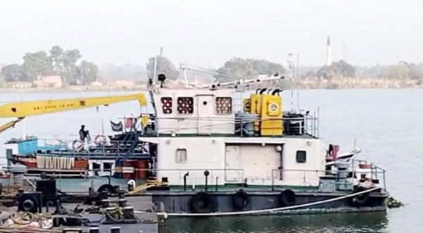 জাহাজে কাজ করার সময় দুর্ঘটনা, বাংলাদেশি শ্রমিক নিহত