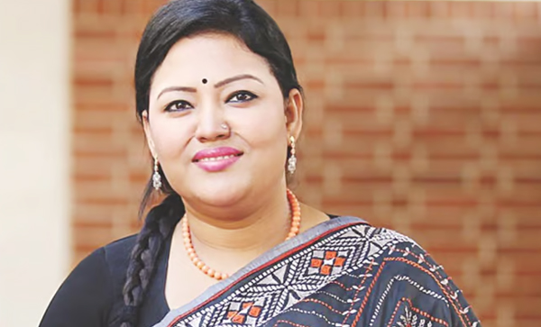 মুখ বুজে কত যে অত্যাচার সহ্য করতে হয়: মমতাজ