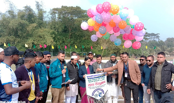 জানাইয়া মাঠে বর্ণিল আয়োজনে উদ্বোধন হল আন্ত:বিশ্বনাথ উচ্চ বিদ্যালয় ক্রিকেট টুর্নামেন্ট