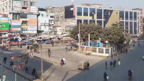 চলছে ৪৮ ঘণ্টার হরতাল, রাজধানীতে গণপরিবহন সংকট