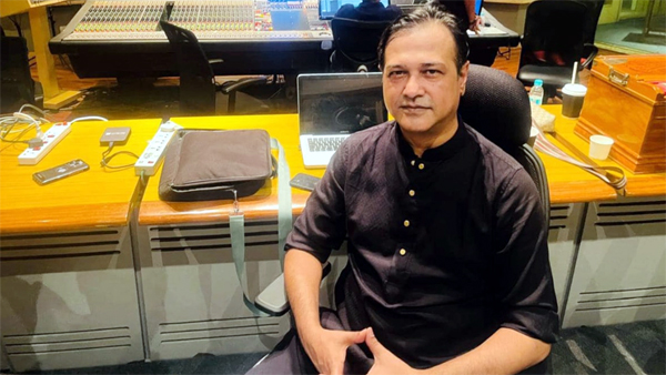 মনে হচ্ছিল আমি সমুদ্রের মধ্যে সামান্য ডিঙি নৌকা: আসিফ