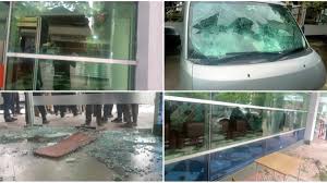 বসুন্ধরা গ্রুপের মিডিয়া কমপ্লেক্সে হামলা, ভাঙচুর