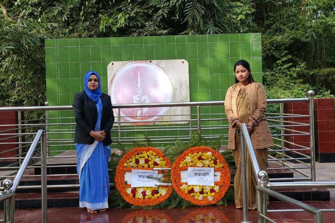 শহীদ বুদ্ধিজীবী দিবসে মুক্তিযোদ্ধা গণকবরে শ্রদ্ধা নিবেদন