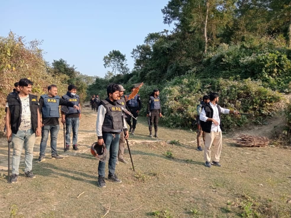 টেকনাফে ১৯ জন উদ্ধার না হতেই আবার অপহরণ ৭
