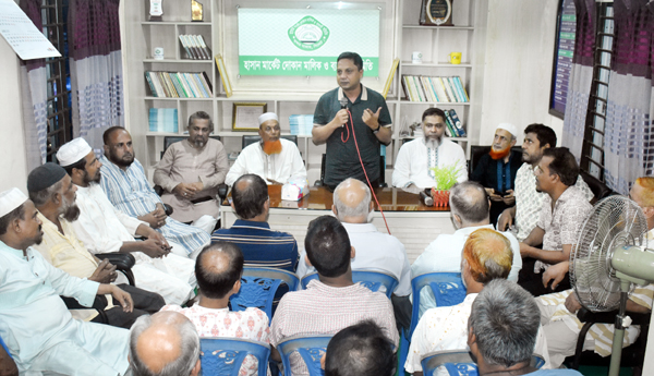 পরিচ্ছন্নতার মাধ্যমে মার্কেটকে মডেল হিসেবে রূপান্তর করতে ব্যবসায়ীদের ভূমিকা অনস্বীকার্য : লে: কর্ণেল (অ:) মোহাম্মদ একলিম আবদীন