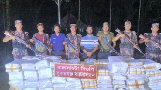 মধ্যনগরে টাস্কফোর্সের অভিযানে কোটি টাকা মূল্যের ভারতীয় চোরাই পণ্য জব্দ