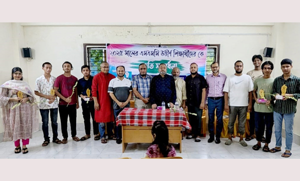 শিক্ষা ছাড়া কোন জাতি তার কাঙ্ক্ষিত লক্ষ্যে পৌঁছাতে পারে না : আব্দুর রহিম