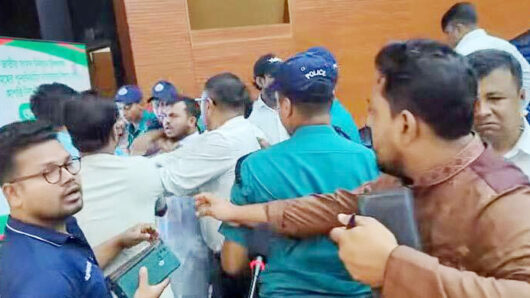 সীমানা নিয়ে ইসিতে তুলকালাম, শঙ্কা জাতীয় নির্বাচনে