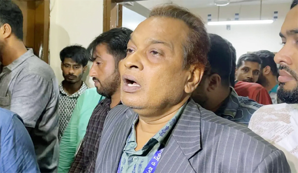 জাকসুতে ভোট কারচুপির প্রমাণ দিতে পারলে চাকরি ছেড়ে দেব : মনিরুজ্জামান