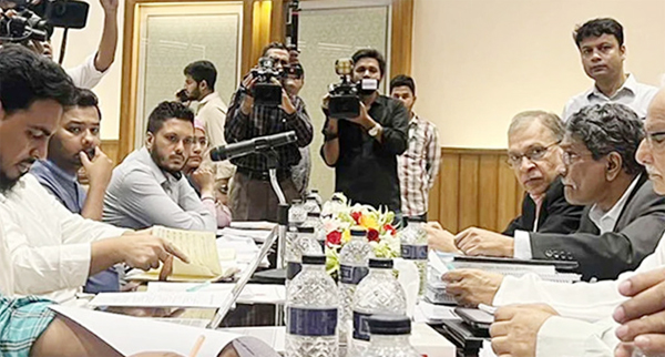 ঐকমত্য কমিশনের সঙ্গে বৈঠকে এনসিপি প্রতিনিধি দল