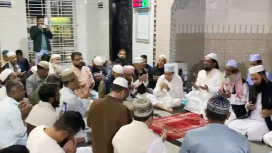 বিএনপি নেতা ফরহাদ চৌধুরী শামীমের তত্ত্বাবধানে বেগম খালেদা জিয়ার সুস্থতা কামনায় খতমে শিফা পাঠ ও দোয়া মাহফিল অনুষ্টিত