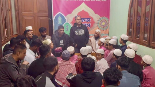 খালেদা জিয়ার সুস্থতা কামনায় এতিমদের নিয়ে মিলাদ ও দোয়া অনুষ্ঠিত