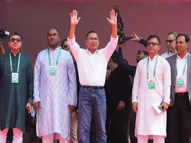 সিলেটের পথে পথে মানুষের ঢল দিল্লি নয় পিন্ডি নয় সবার আগে বাংলাদেশ