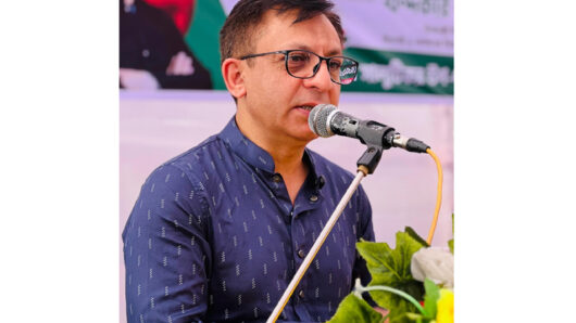 উন্নয়ন পরিকল্পনা নিয়ে মাঠে খন্দকার মুক্তাদির
