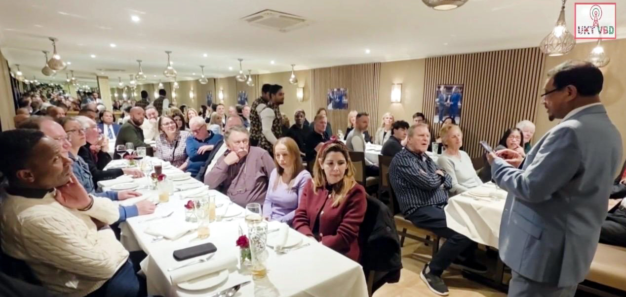 যুক্তরাজ্যের মুউলভ্যালি কাউন্সিলর জাহাঙ্গীর হক রাজকে ‘অনার্স অ্যাওয়ার্ড’ ও সংবর্ধনা প্রদান