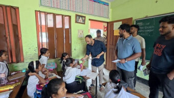 হাম-রুবেলা প্রতিরোধে ৪নং ওয়ার্ডের কাউন্সিলর পদপ্রার্থী ওমর মাহবুবের সচেতনতামূলক লিফলেট বিতরণ