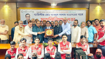 রেড ক্রিসেন্টের স্বেচ্ছাসেবকরা সবসময় জীবনের ঝুঁকি নিয়ে মানুষের পাশে দাঁড়িয়েছেন: ব্যারিস্টার আবদুস সালাম