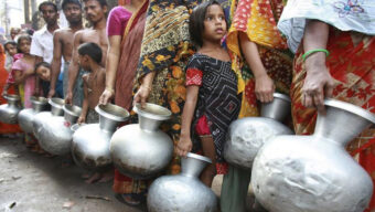 পানি সংকটে হাওয়াপাড়া এলাকার শতাধিক পরিবার, রান্নাবান্নাও বন্ধ, সিসিক নির্বিকার