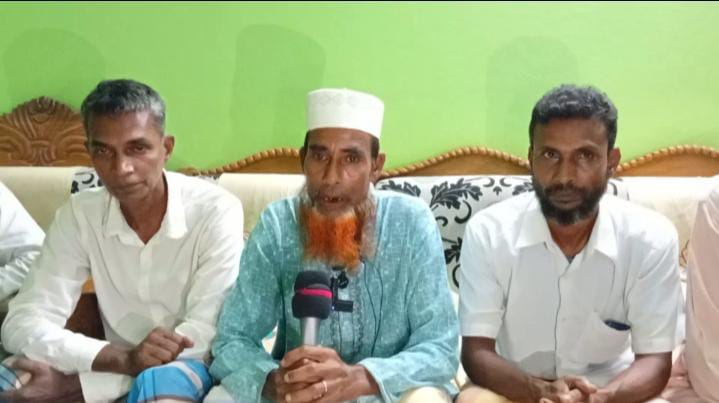 টিলার মাটি কাটার প্রতিবাদ করায় কলোনিতে ভাড়াটিয়া বসিয়ে সাজানো নাটক, ব্ল্যাকমেইলের অভিযোগ