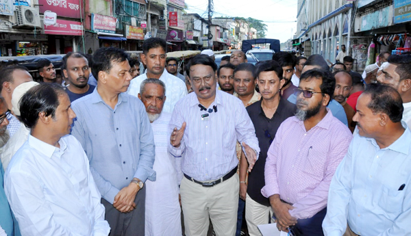 ছাতকে ২৬৬ কোটি টাকার সড়ক উন্নয়ন কাজস্থল পরিদর্শনে কলিম উদ্দিন আহমেদ মিলন এমপি