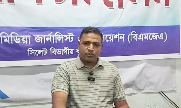 ডাকাতদের মদদ ও টালবাহানার অভিযোগ