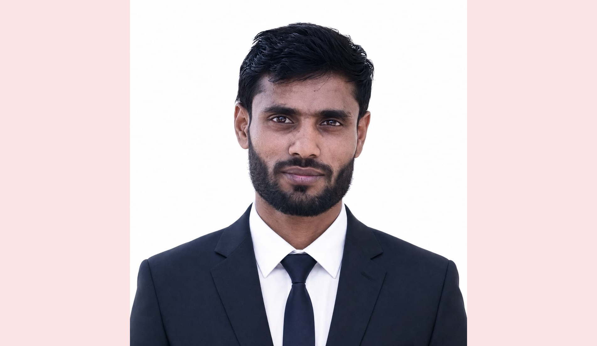 ফ্রান্সে মামলা দায়ের, নিরাপত্তা নিয়ে পত্রিকা কর্তৃপক্ষের উদ্বেগ