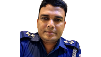 গোলাপগঞ্জে এসআই আবু সাঈদের চা পাতা জব্দে সাক্ষীর দ্বিমুখী বক্তব্য, তদন্তের আশ্বাস ওসির