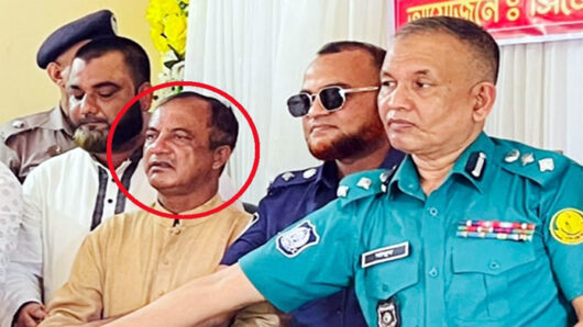 বিতর্কিত শ্রমিক নেতা আবু সরকারকে ঘিরে প্রশ্ন, পুলিশের উপস্থিতি নিয়ে তোলপাড়