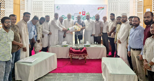 মন্ত্রী আরিফুল হক চৌধুরীর সাথে সিলেট মহানগর ব্যবসায়ী ঐক্য কল্যাণ পরিষদের সৌজন্য সাক্ষাৎ