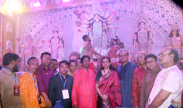 চৈতালী সংঘের পূজামণ্ডপ পরিদর্শনে সিলেটে নিযুক্ত ভারতীয় সহকারী হাইকমিশনার অনিরুদ্ধ দাস